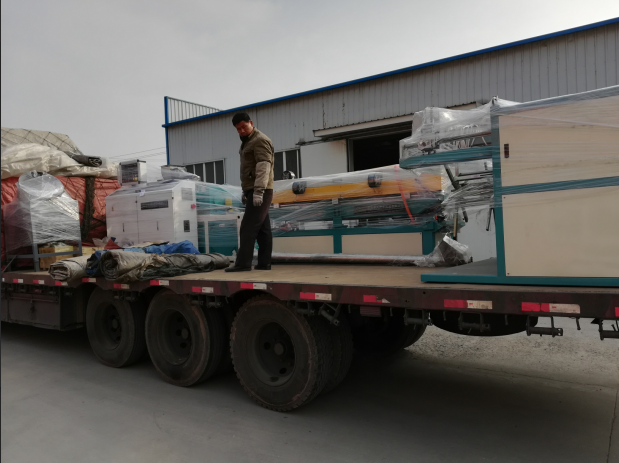 香蕉爱视频免费